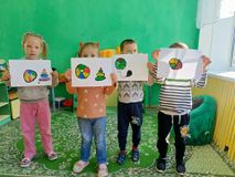 Рисование на тему "Моя любимая игрушка". Средняя группа.