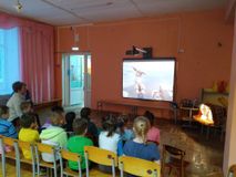 Волк и семеро козлят", Просмотр мультфильма