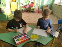 "Знакомство с хохломской росписью"