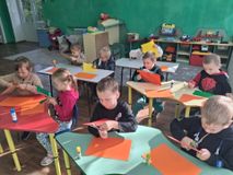Аппликация "Осенние листья". Старшая группа
