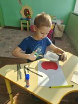 Аппликация "Ваза с ветками"