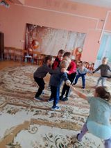 Подвижная игра "Тетера"
