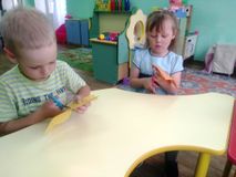 Аппликация "Цыпленок" старшая группа