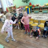 Тема "В гостях у курочки Рябы"