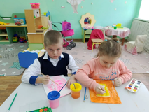 Рисование 🖼️ на тему "Портрет мамы".